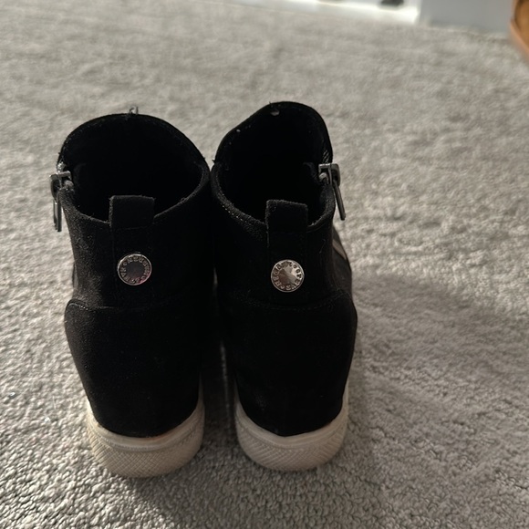 Steve Madden Platform Wedges Black Round Toe Side Zip Booties Sneakers Girls 2 - Picture 5 of 9